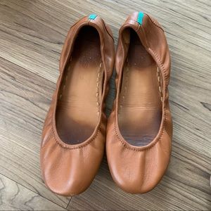 Chestnut Tieks